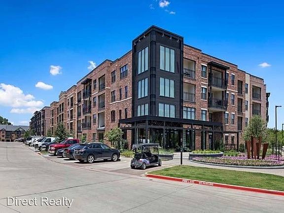 2nd image of 2100 Heritage Ave APT 1136
