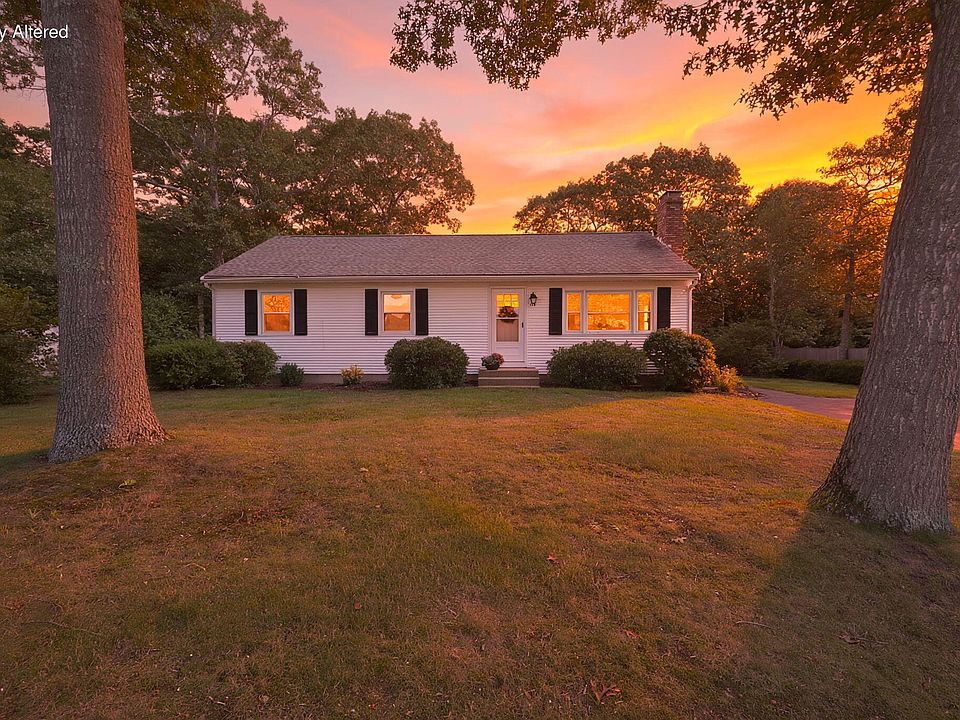 1st image of 124 Starlight Drive