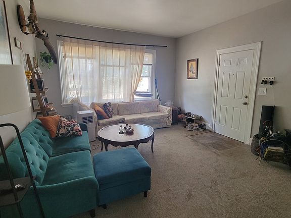 2nd image of 1052 Jackson St NW APT 1