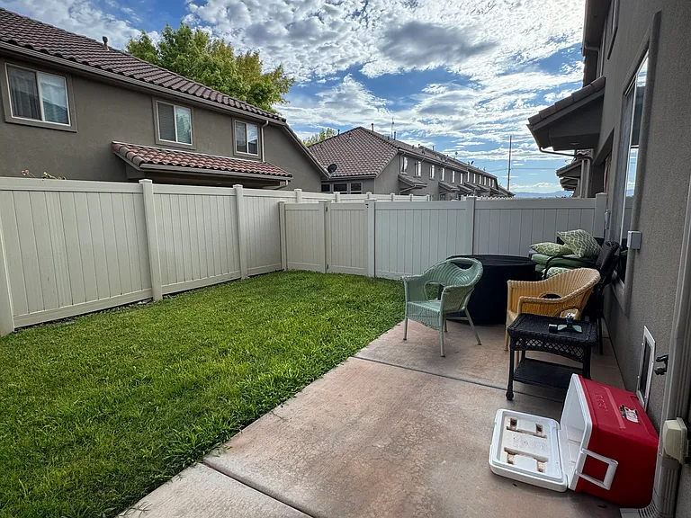 150 N 1100 E — Photo 12