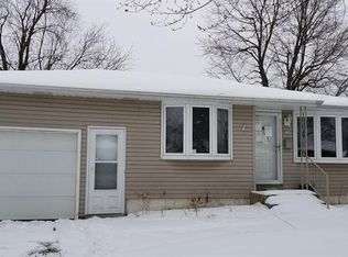 67 E Cavalier Dr, Buffalo, NY 14227