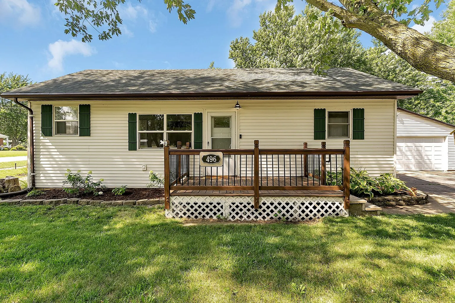 496 W Bergera Rd photo 1