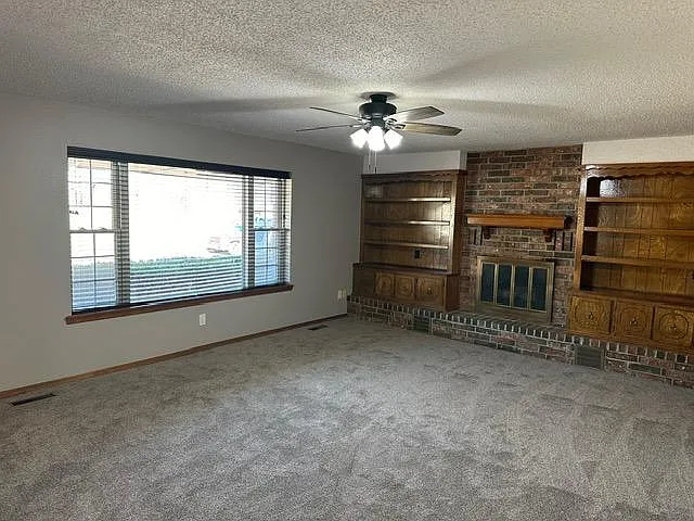 3 bed, 1800 sqft, $1,395 — Photo 3
