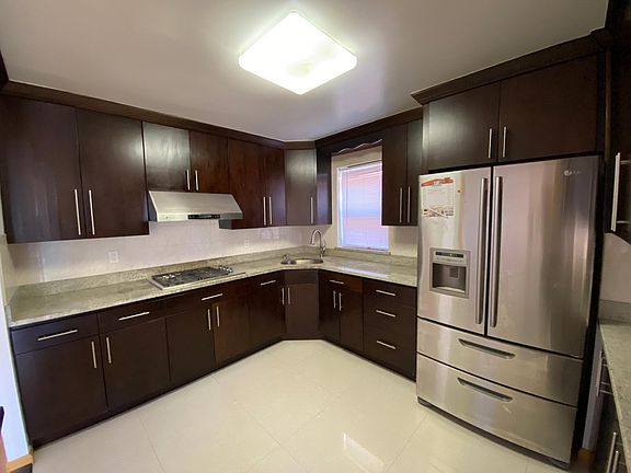 4th image of 16212 65th Ave Floor 2