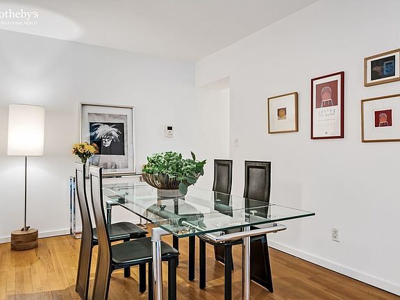 3rd image of 420 W 47th St APT 3D
