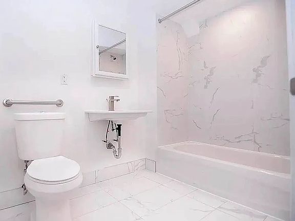 5th image of 115 W 136th St #1B