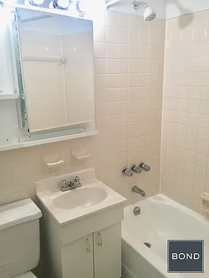 Rented by Bond New York | media 25