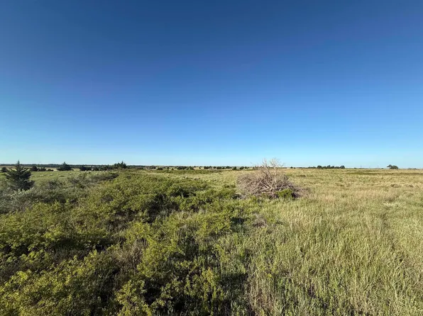 21-21 Twenty S County Road 205, Sharon, OK 73857