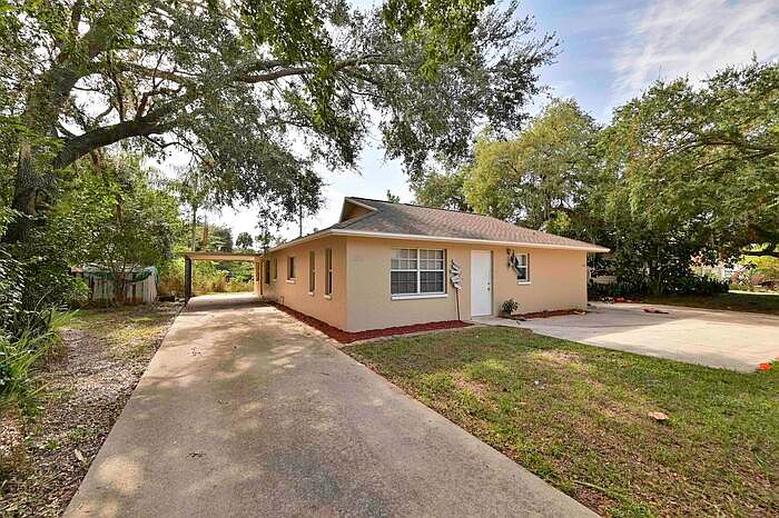 1st image of 11682 McKenna Ave