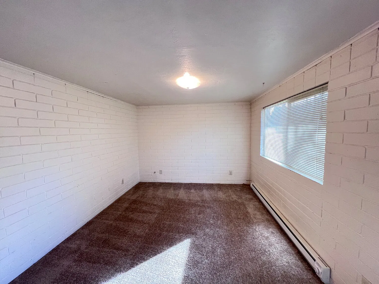 1 bed, 1.0 bath, $995 — Photo 3