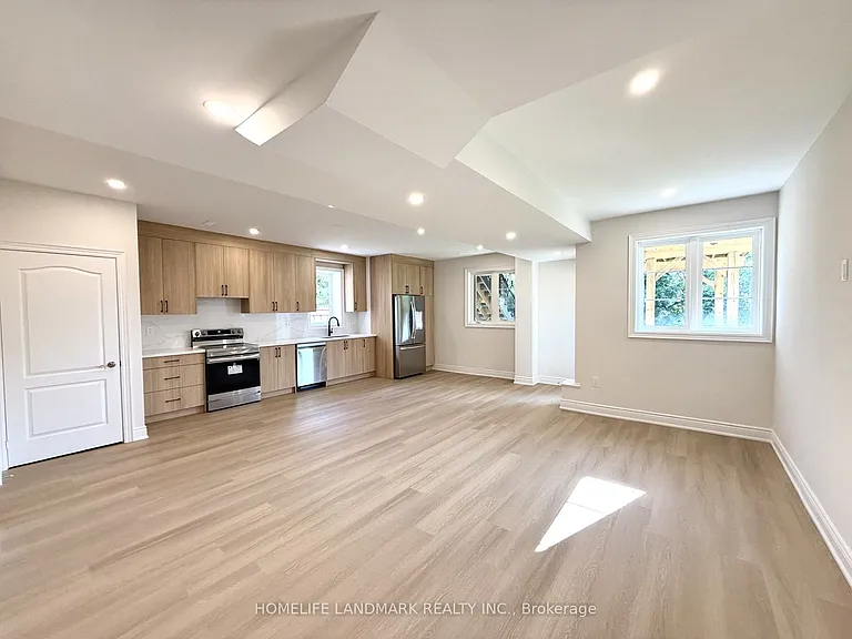 104 Mitchell Pl — Photo 8