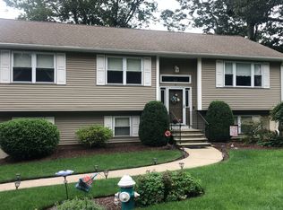 7 Rome Ave, Johnston, RI 02919