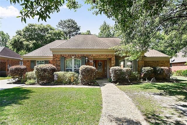1st image of 387 E Essex Dr