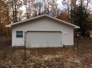5227 Reynolds Rd, Cheboygan, MI 49721
