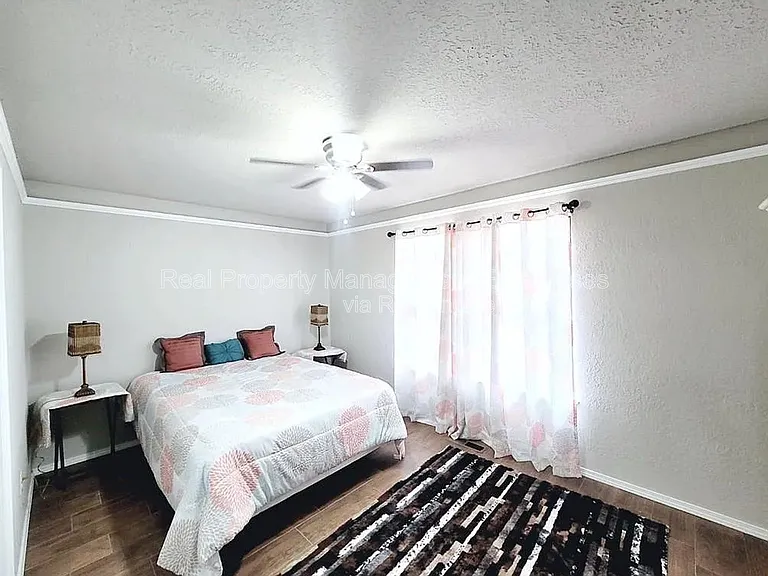 1336 SW 109th Pl — Photo 14