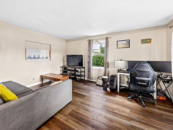 4th image of 1722 S 76th STREET