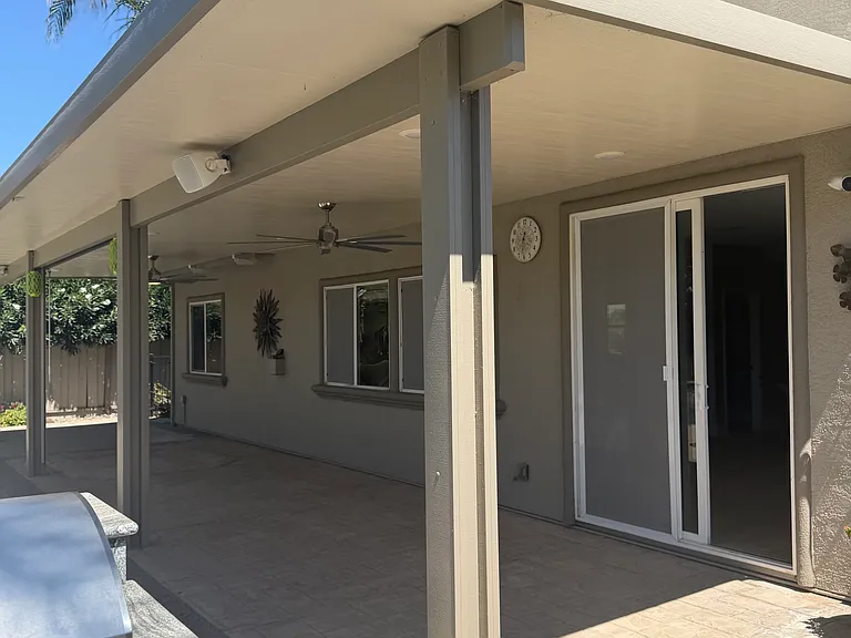 2142 Prestwick Dr — Photo 38