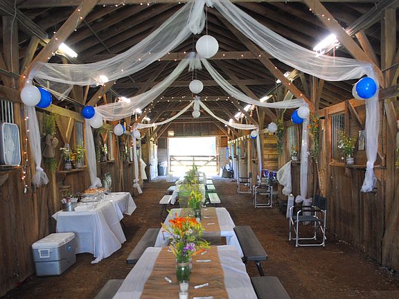 1 of 2 identical barns/stall