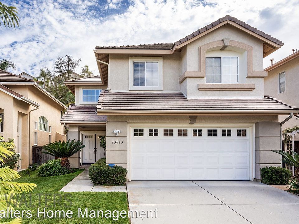 1st image of 13843 Fontanelle Pl