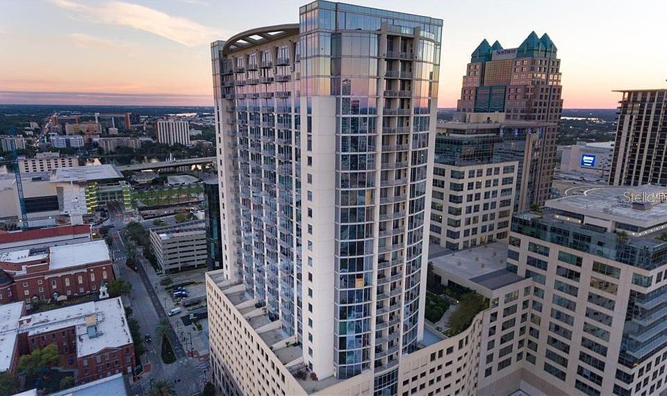 1st image of 155 Court Ave #1809