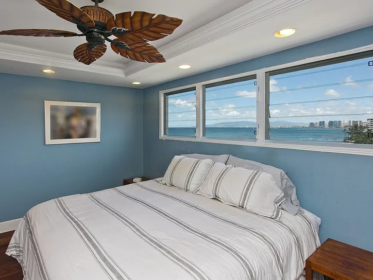 3065 Kalakaua Ave #8 — Photo 10