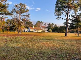 229 Hubbard Rd, Gloucester, NC 28528