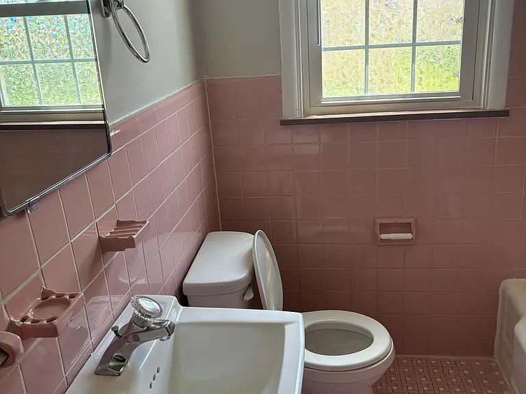 120 S Walnut St #120 — Photo 7