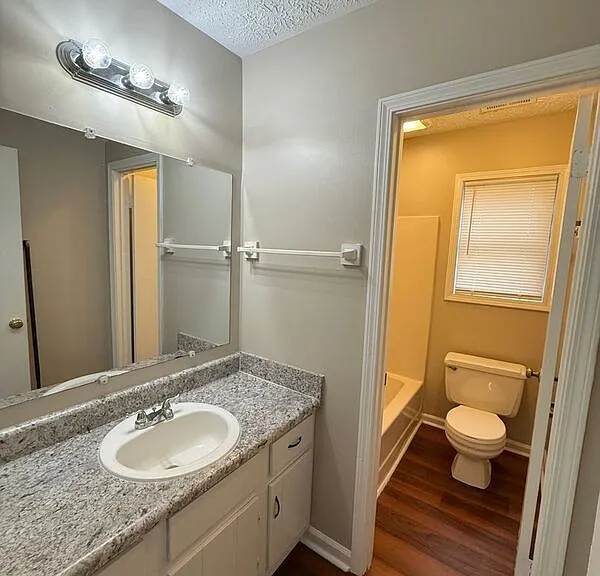 164 Kimberly Way SW — Photo 14