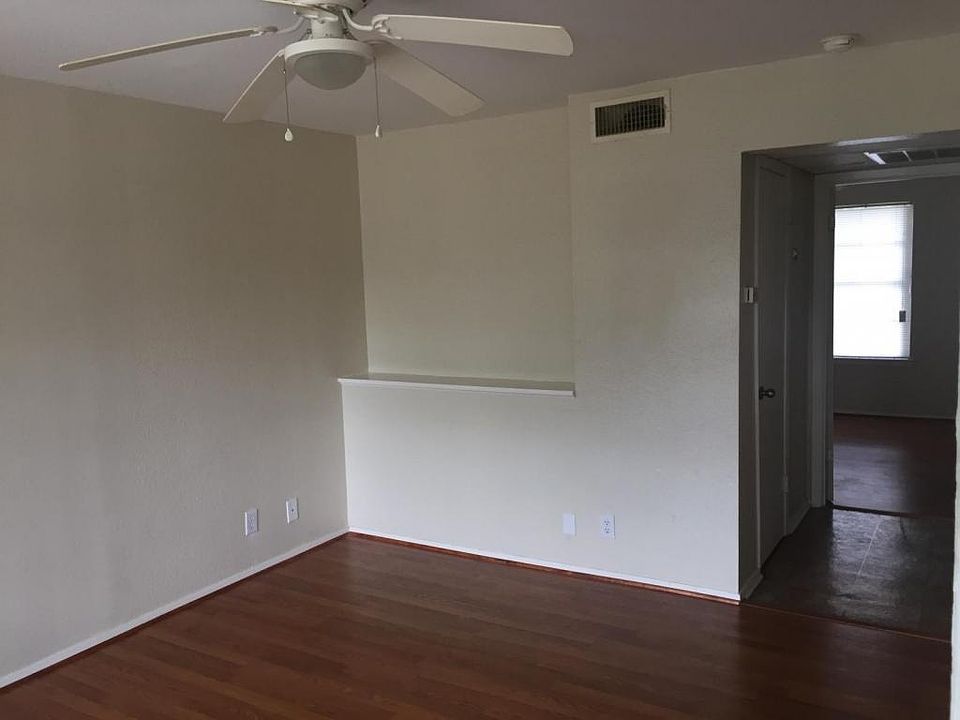1st image of 2124 Sanger Ave APT 205