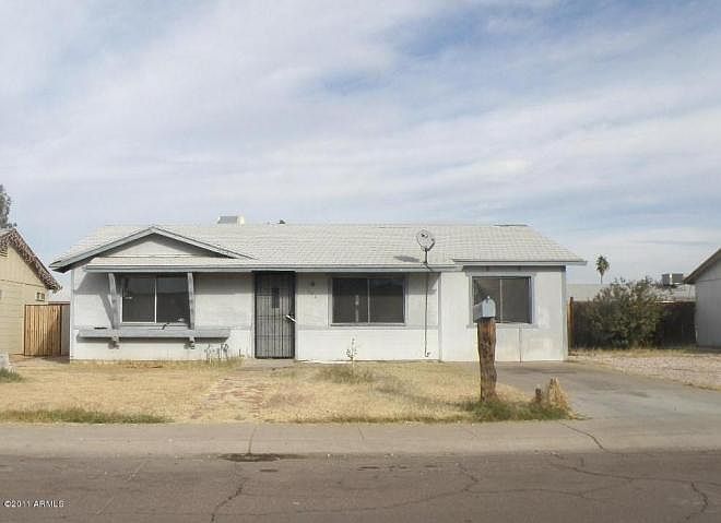1st image of 8044 W Meadowbrook Ave
