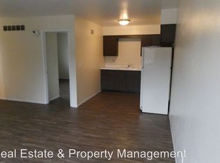 1519 Sara Ln APT 5, Pekin, IL 61554