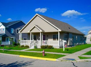 1251 Tara Dr, Sun Prairie, WI 53590