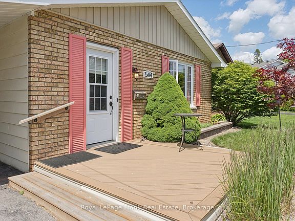 4th image of 544 Maher Cres