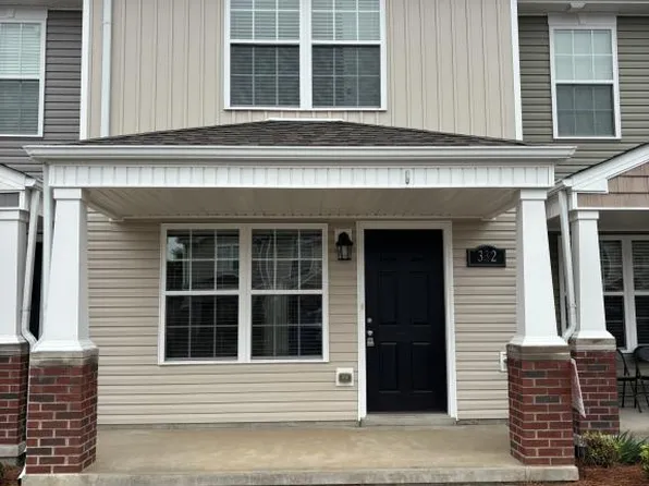 332 Sam Houston Cir, Clarksville, TN 37040