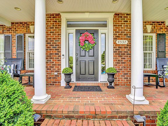 3rd image of 4537 Brentwood Ct