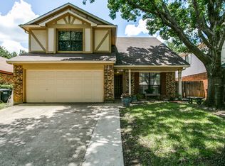 8836 Brushy Creek Trl, Fort Worth, TX 76118