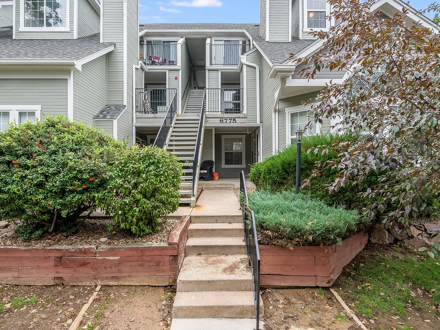 6775 S Ivy St - B-5 - B-5 — Photo 2