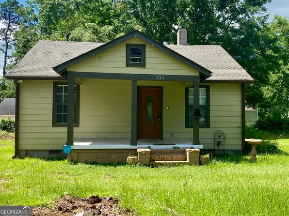824 White St, Griffin, GA 30223