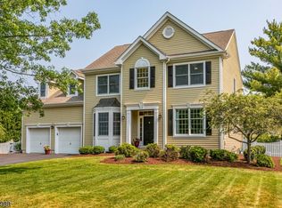 12 Seminole Rd, Skillman, NJ 08558