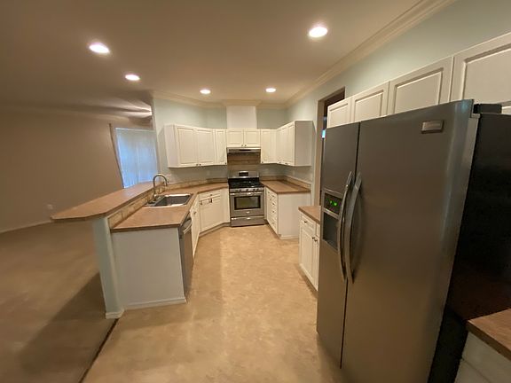 4th image of 8715 69th Street Ct SW