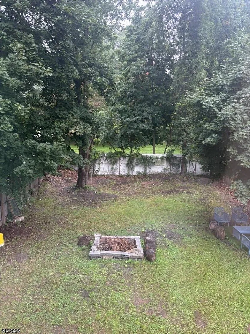 3 bed, 1.0 bath, $2,200 — Photo 4