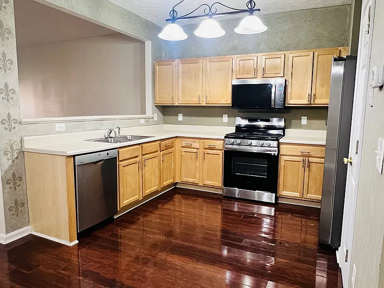 2977 Greyhawk Ln — Photo 22