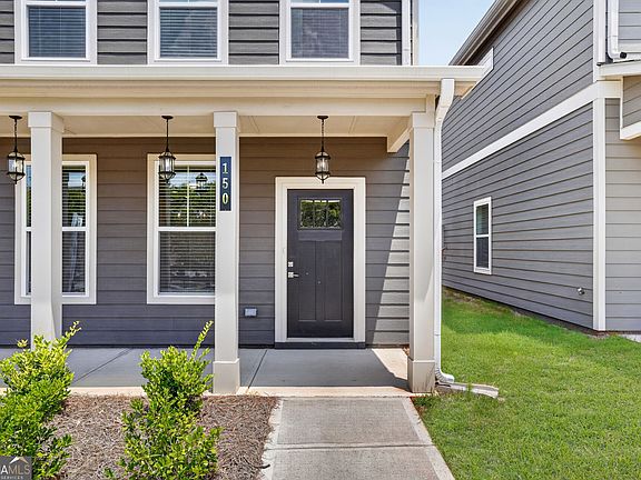 3rd image of 150 Bartow St Lot 5