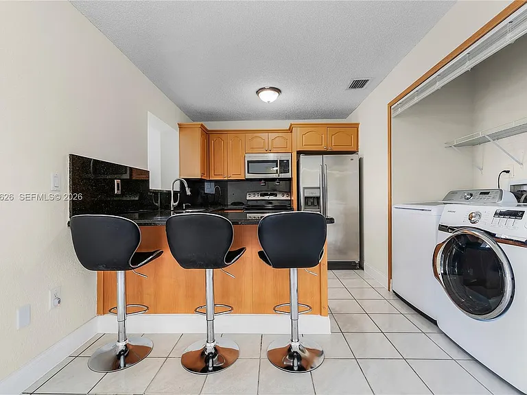12622 SW 211th Ter — Photo 14
