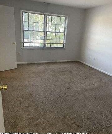 5th image of 22 Whitemarsh Ct #1760