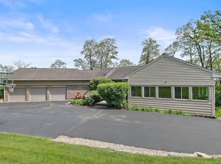 2010 Sleepy Hollow Rd, Sleepy Hollow, IL 60118