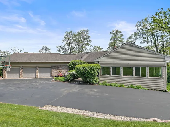 2010 Sleepy Hollow Rd, Sleepy Hollow, IL 60118