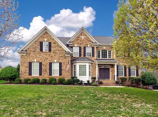 2459 Wellington Chase Dr, Concord, NC 28027