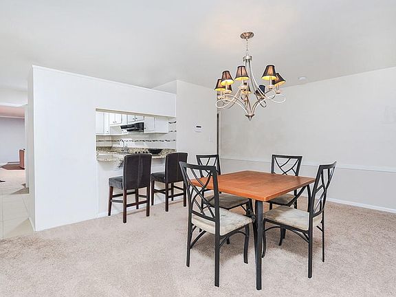 5th image of 3340 Thornewood Dr