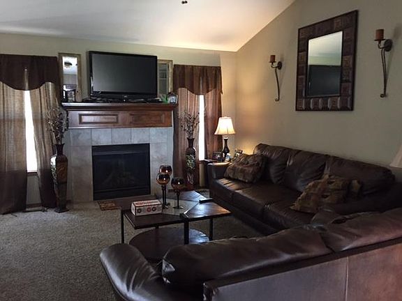 4th image of 605 E Minneha Ave